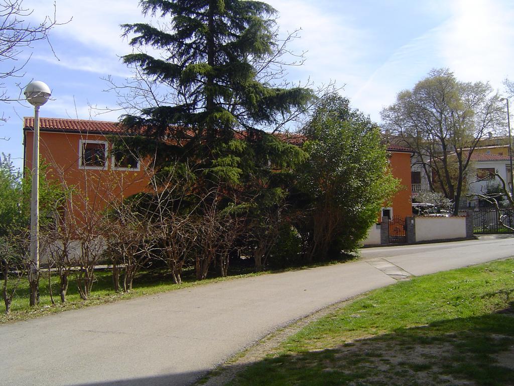 Villa Helena Пула Экстерьер фото